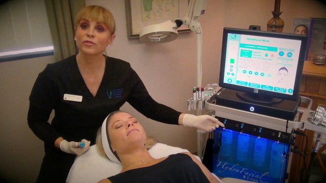 San Diegoe HydraFacial MD Demonstration