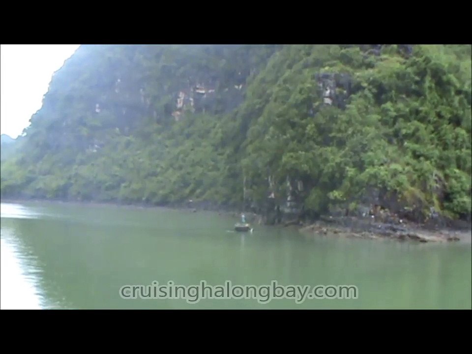 what to do at halong bayt