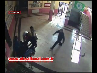 Okula silahlı baskın