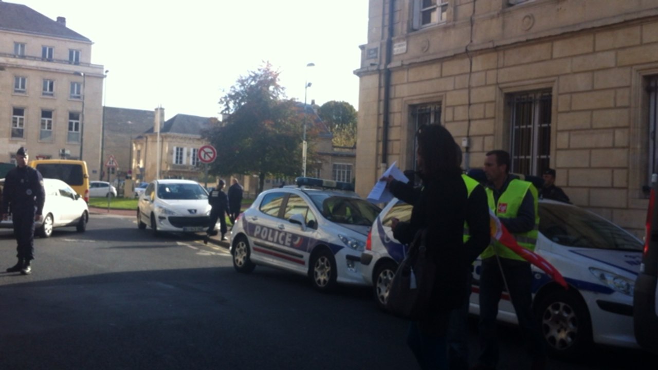 Les ex salariés de l entreprise Lainé à la préfecture