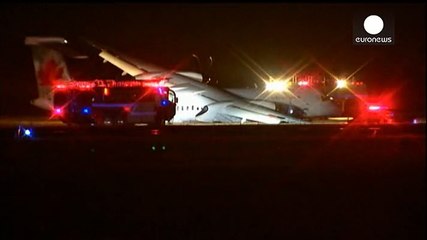 Air Canada uçağı acil iniş yaptı