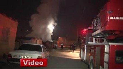 Tek Katlı Ev Yangında Kül Oldu