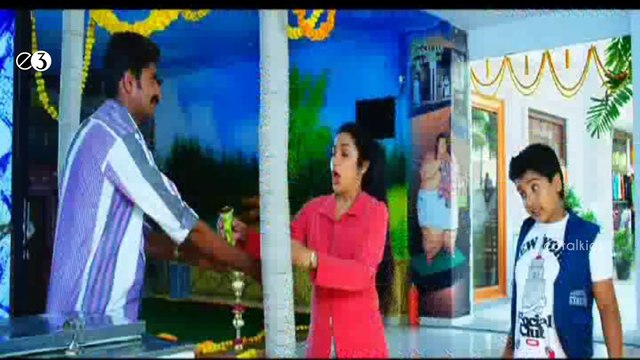 Watch Sachin - Tendulkar Kadu Trailer 4