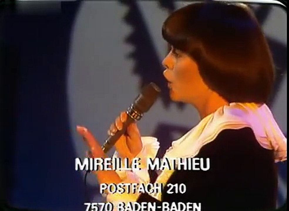 Mireille Mathieu -   "Santa Maria"
