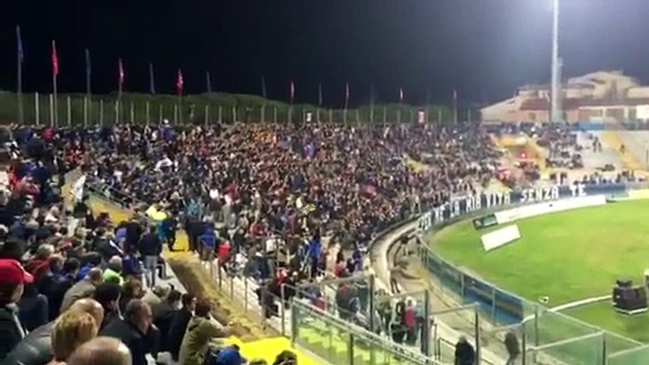 Ultras Pisani Curva Nord - Pisa - Lucchese 7 novembre 2014