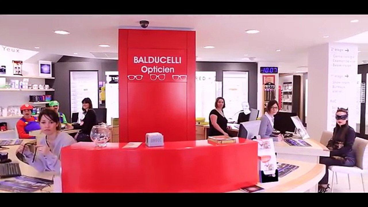 Pub Dark Vador Lunettes Balducelli Opticiens - Darth Vader glasses - YouTube [360p]