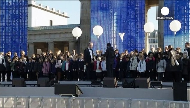 Горбачев в Берлине: мир стоит на грани новой холодной войны