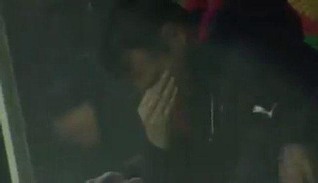 Les larmes de Willy Sagnol après la célébration de Cheik Diabaté (Lens-Bordeaux)