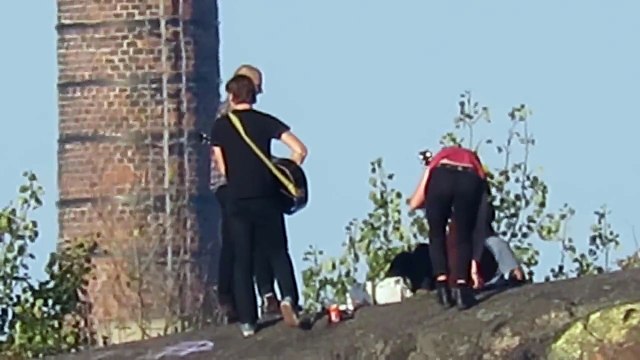 Vous allez être impressionné par le zoom de cet appareil photo - Le rêve de tous les voyeurs !