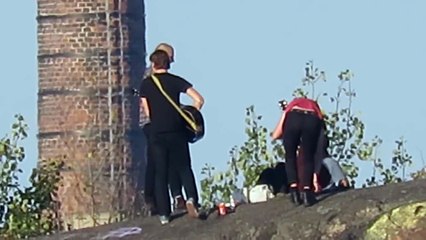 Vous allez être impressionné par le zoom de cet appareil photo - Le rêve de tous les voyeurs !