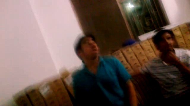 Intense Fight between PTI and PMLN supporters