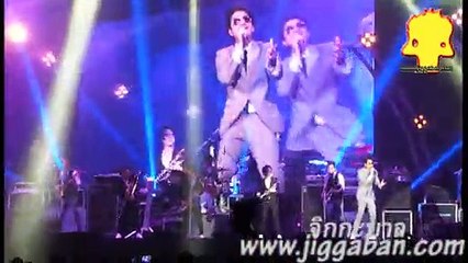 สัญญาณ จูบ - Jetset'er  Grand Opening เมืองไทย GMM LIVE HOUSE