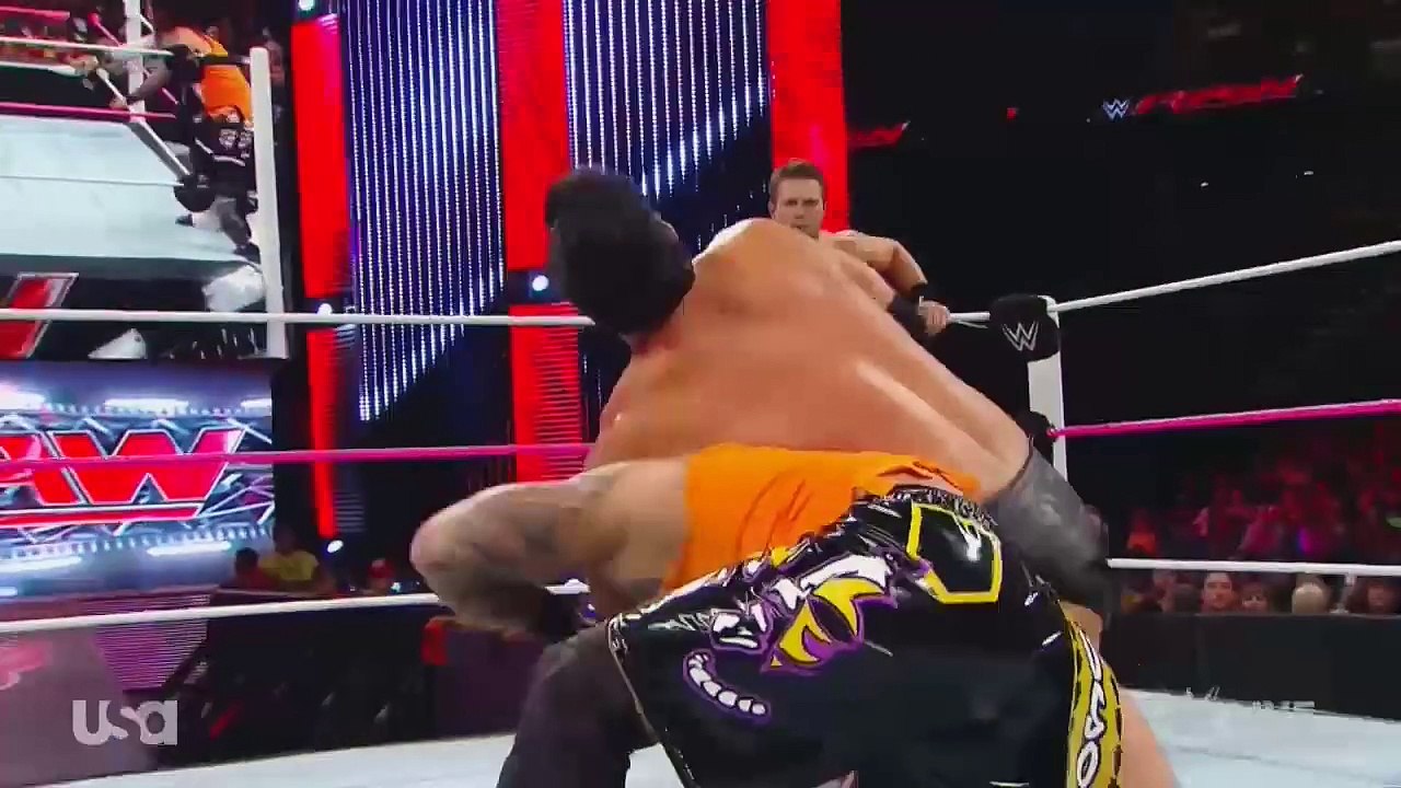 WWE RAW 10/27/14 - The Usos vs The Miz & Damien Mizdow - [Know-It-All Fans] Live Commentary