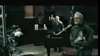 Linkin Park - Numb (Music Video)