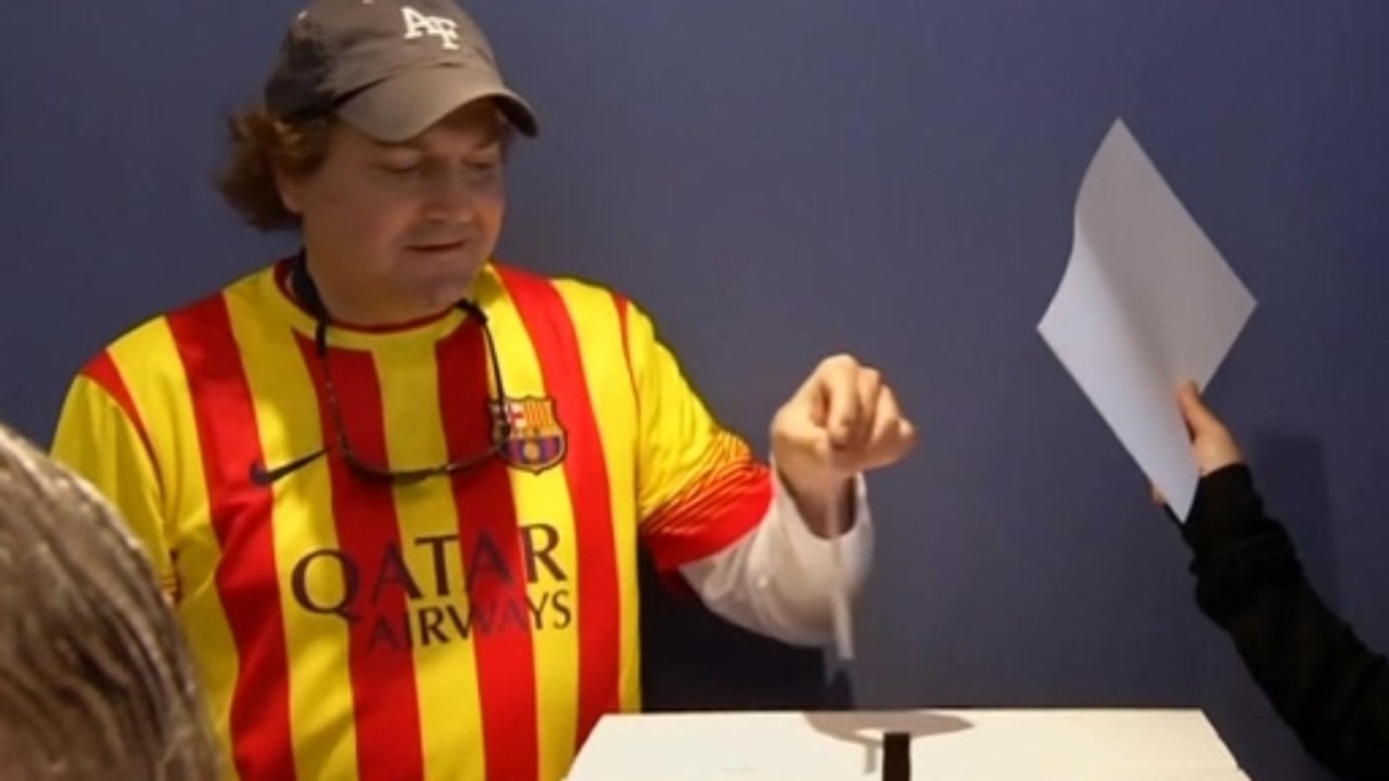 Polls open in Catalonia for an informal vote on independence