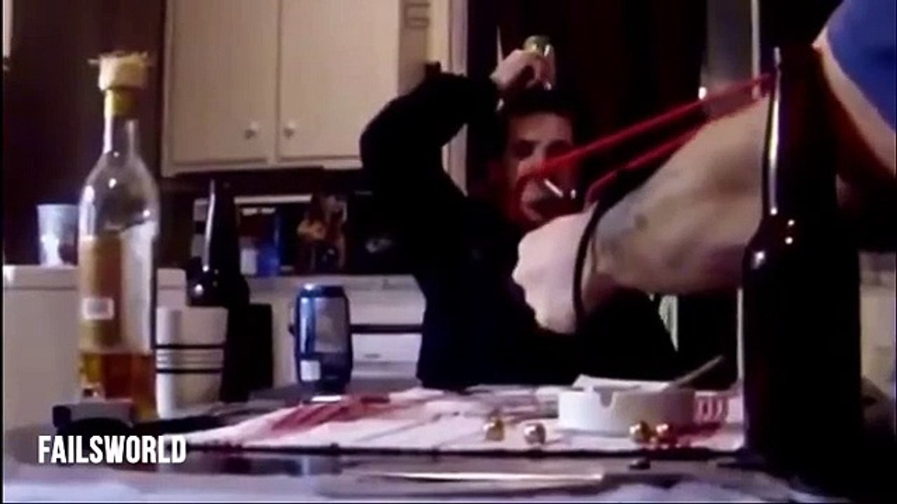 [+18 ~ Sexy Funny Girl]Slingshot Poker ( short and slowmo )