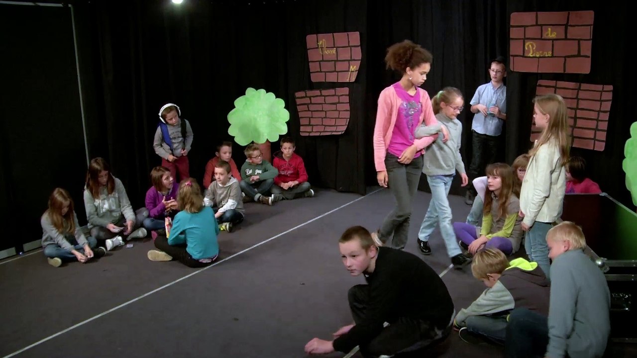 Camion des mots  Classe de CM1-CM2 Ecole Le Chat Perché de la Haye du Puits (50)