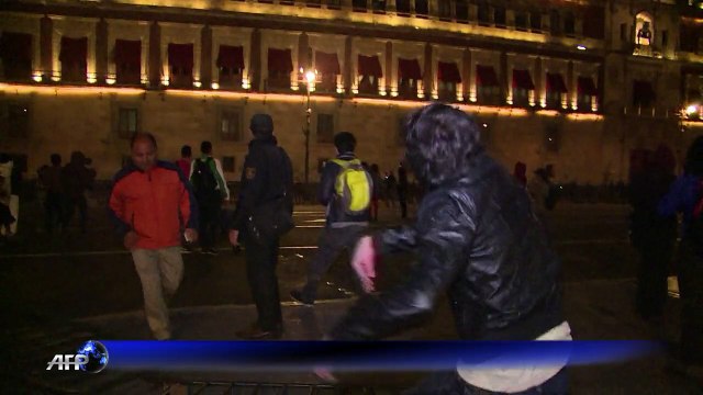Etudiants tués au Mexique: violentes manifestations