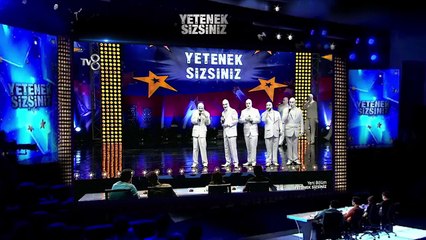 Özgü Namal, Aralarından Zor Kurtuldu