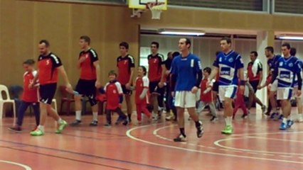 Entrée Séniors Garçons - Match =  Lahb-Castres du 08 novembre 2014.