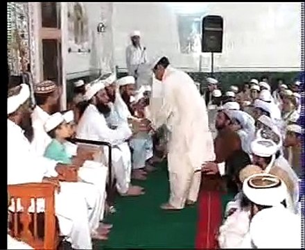 Pir Syed Muhammad Ali Raza Bukhari Al Saifi (Naat Ismael Raza Saifi) Mehfil e wajdan 2011.flv