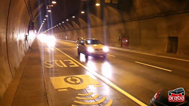 Yamaha R1 Tünel Geçişi - Araba Tutkum