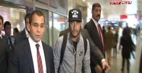 Neymar, İstanbul'a Geldi