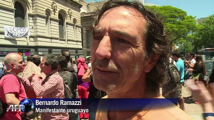 Desde Uruguay piden por los 43 estudiantes