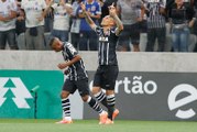 Ele decide! Guerrero marca e Corinthians vence o Santos