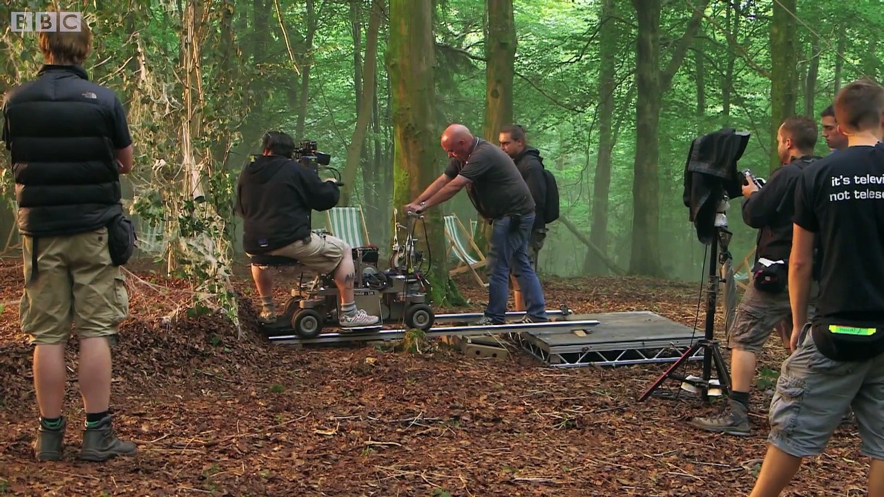 In the Forest of the Night - Doctor Who Extra- Series 1 Episode 10 (2014)