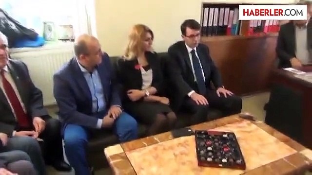 Türkiye?nin Londra Büyükelçisi ve Başkonsolos Aşure Gününe Katıldı -1