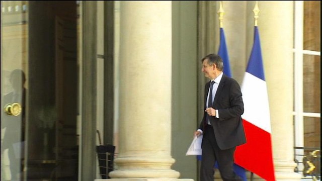 BFMTV a consulté les enregistrements du Monde : c'est bien la voix de Jean-Pierre Jouyet