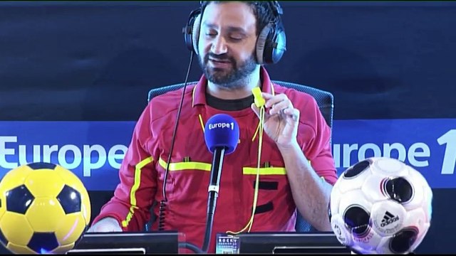 Zap Humour : Cyril Hanouna ré-arbitre le match PSG-OM