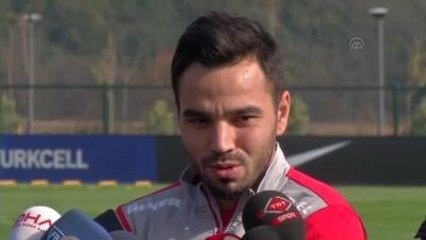 Milli Futbolcu Volkan Şen