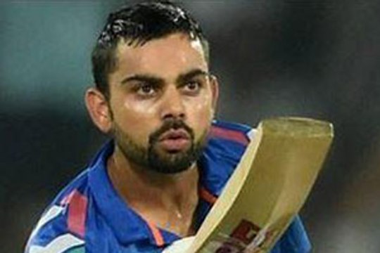 Virat Kohli blows a kiss to Anushka Sharma