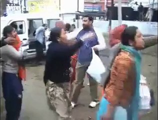 Fire Burnt The Lady In India Who was Burning Hijab - videosvim.com