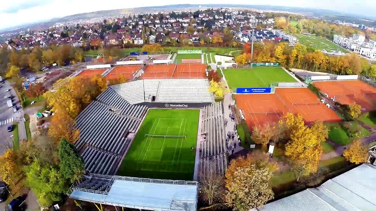 Tommy Haas weiht den neuen Grass Court beim Stuttgarter Weißenhof ein