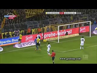 Kendi Kalesine Gelmiş Geçmiş En Güzel Gollerden Birini Attı