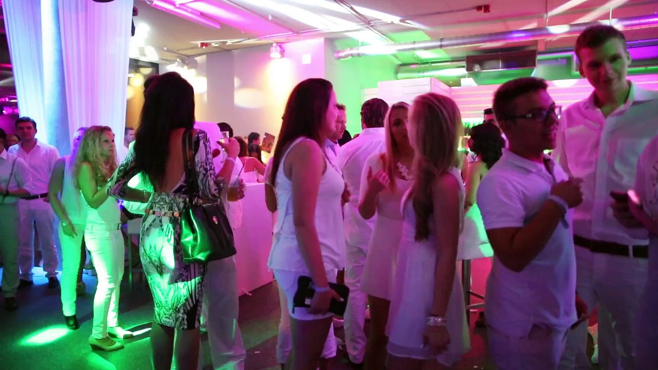 Catwalk stylt beim Weißen Fest 2014 in Frankfurt/Main