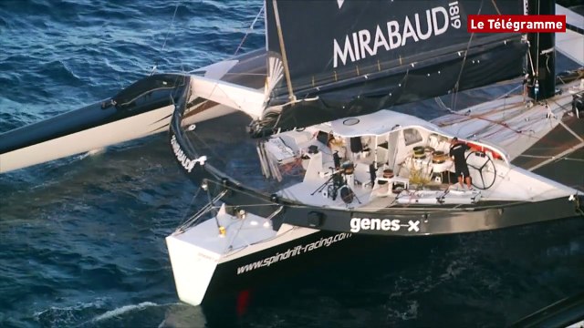Route du Rhum. Survol de Spindrift 2 en approche de la Guadeloupe