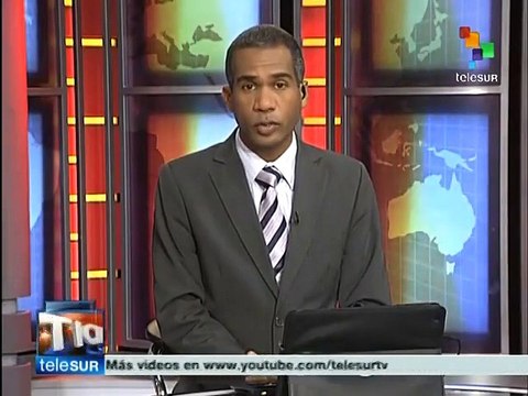 Alumnos de Ayotzinapa detienen camiones por compañeros desaparecidos