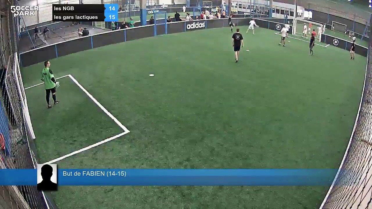 But de FABIEN (14-15) - les NGB Vs les gars lactiques  - 10/11/14 19:30 - ligue 2014 lundi poule B