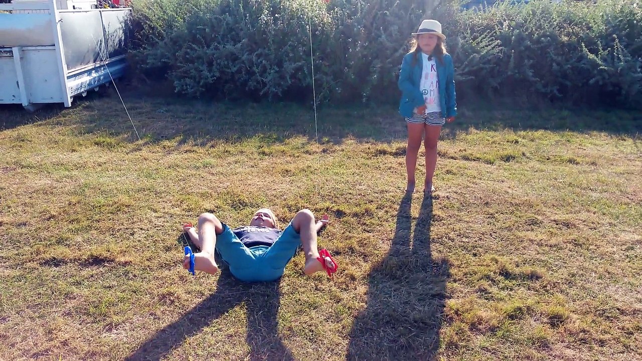 CERF VOLANT ...AVEC LES PIEDS