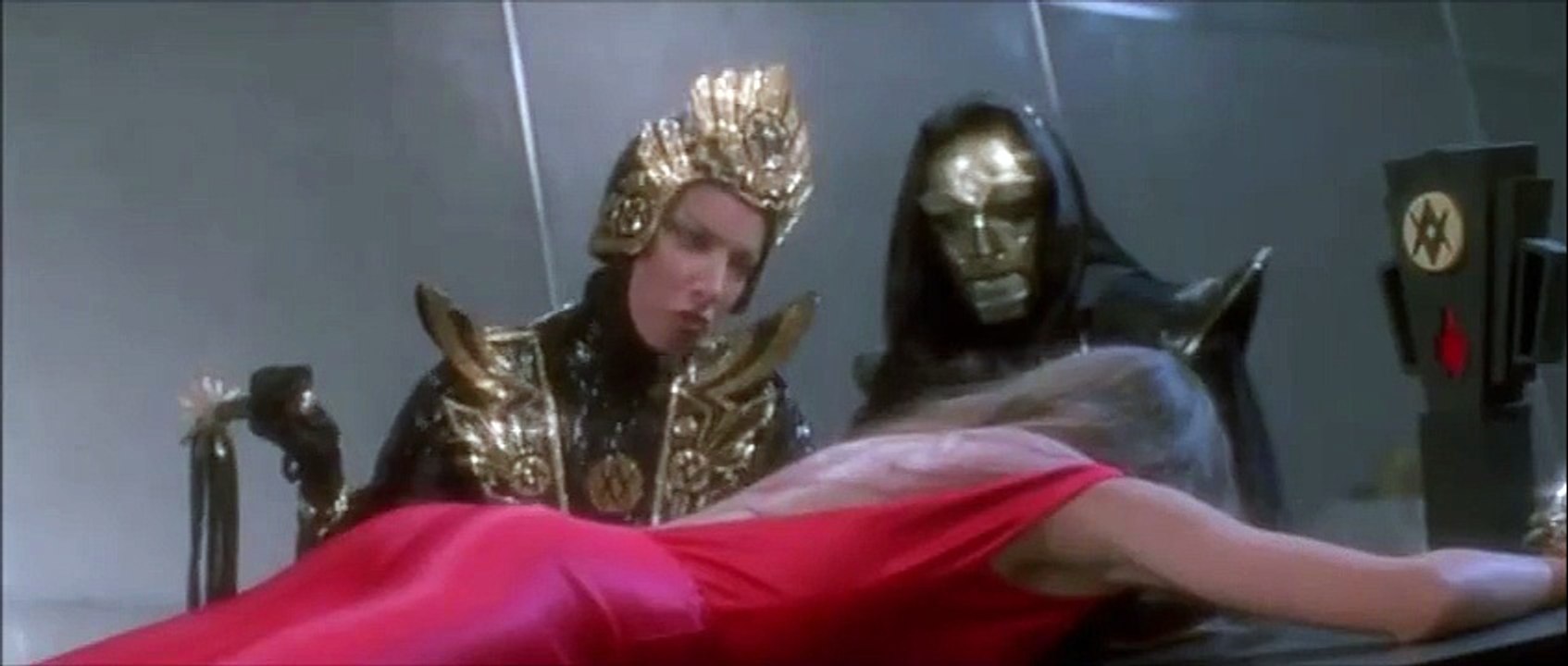 Prinzessin Aura: NEEEIIIN !!! NICHT DIE BOHRWÜRMER !!!