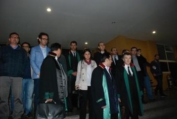 Gözaltına Alınan 11 Polis Serbest Bırakıldı