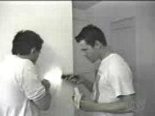 electricity joke guy plays on friend