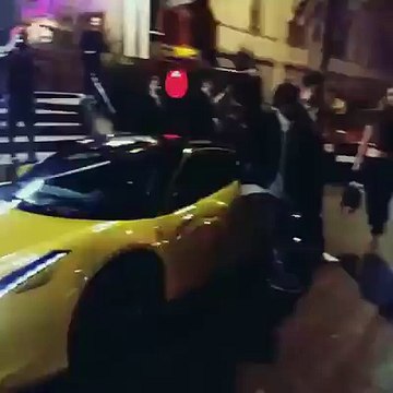 Paranın kızlar üzerindeki etkisi