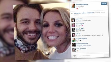 Скачать видео: Britney Spears bestätigt ihre neue Beziehung mit Charlie Ebersol