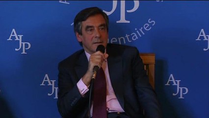 Fillon et Jouyet pensaient avoir éteint la polémique par SMS