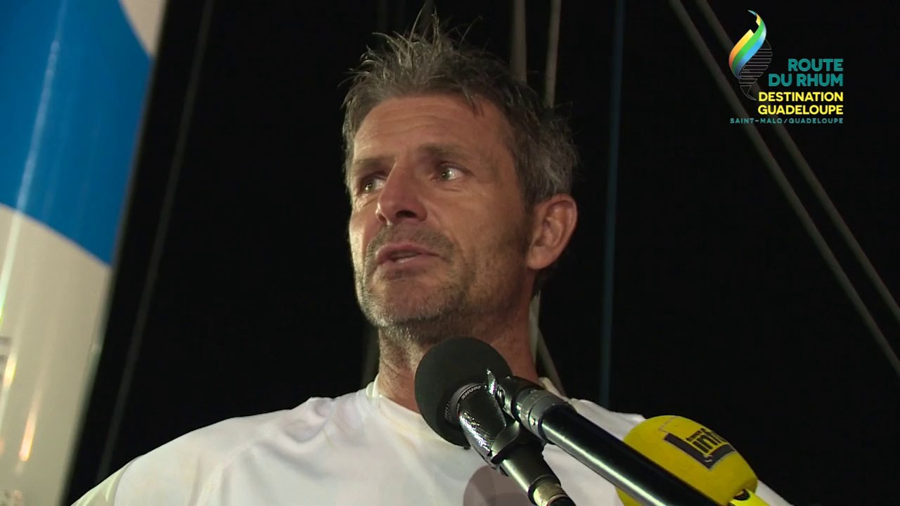 " Je suis désolée, je voudrai peter de joie car je suis heureux, mais j'ai les boules "